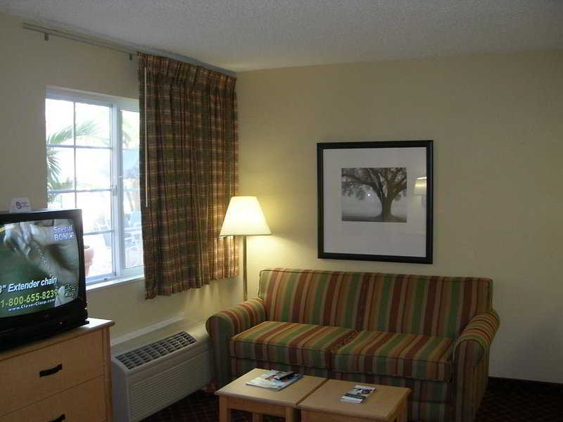 Extended Stay America Select Suites - Orlando - Lake Mary - 1040 Greenwood Blvd Exterior photo